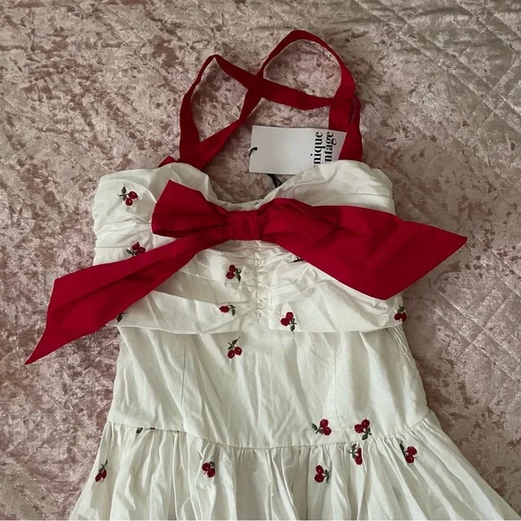 Unique vintage white and cherries swing dress pockets new with tags - Picture 2 of 6
